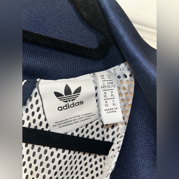 Adidas Woven Ripstop Jacket - Picture 9 of 9